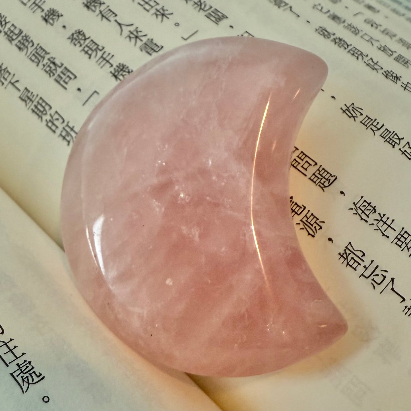 Rose Quartz Moon RM4