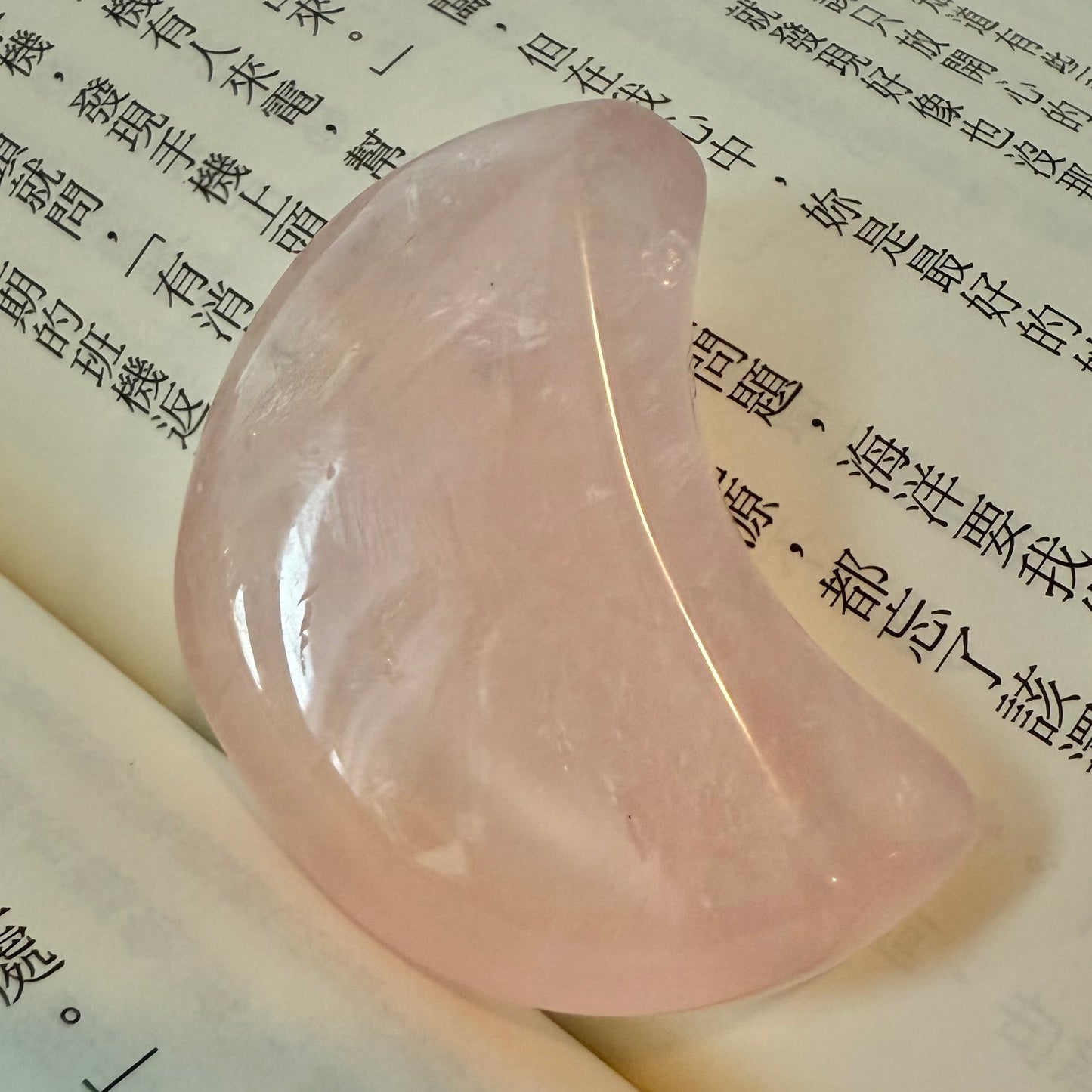 Rose Quartz Moon RM5